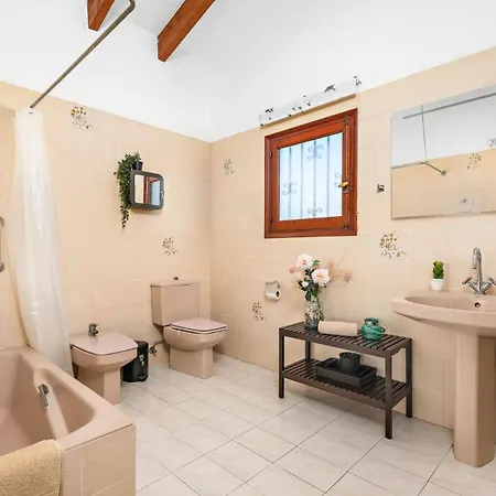 Cas Sucrer By וילה ביניבקה