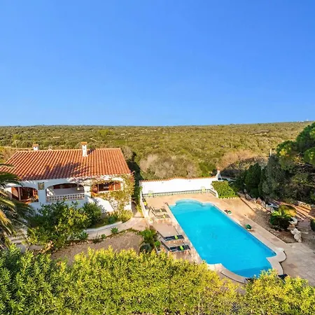 Cas Sucrer By Вилла Бинибека